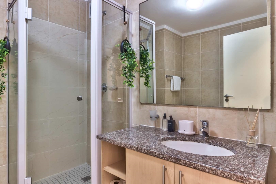 To Let 2 Bedroom Property for Rent in De Waterkant Western Cape